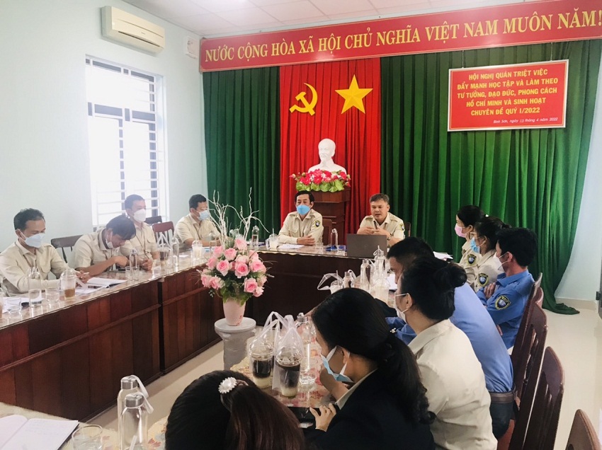 Chi bộ VIII: Tổ chức Hội nghị quán triệt việc đẩy mạnh học tập và làm theo tư tưởng, đạo đức, phong cách Hồ Chí Minh năm 2022 và sinh hoạt chuyên đề Qúy 1/2022